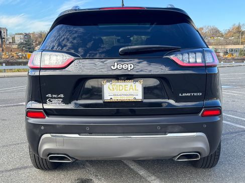 Used 2021 Jeep Cherokee Limited image 5