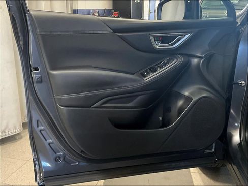 Used 2023 Subaru Forester Premium image 9