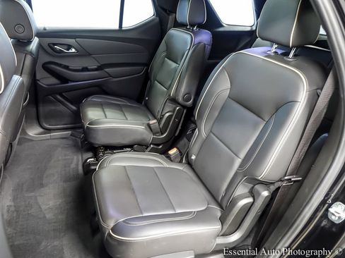 Used 2023 Chevrolet Traverse Premier w/ Redline Edition AWD/4WD image 11
