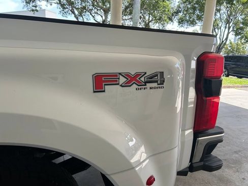 Used 2025 Ford F350 Lariat AWD/4WD image 20