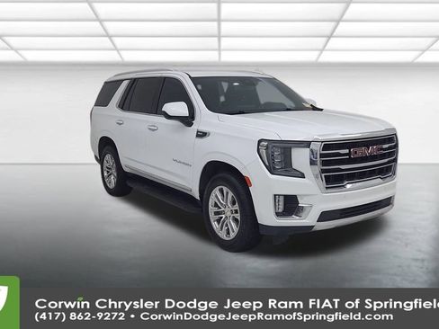 Used 2023 GMC Yukon SLT image 3