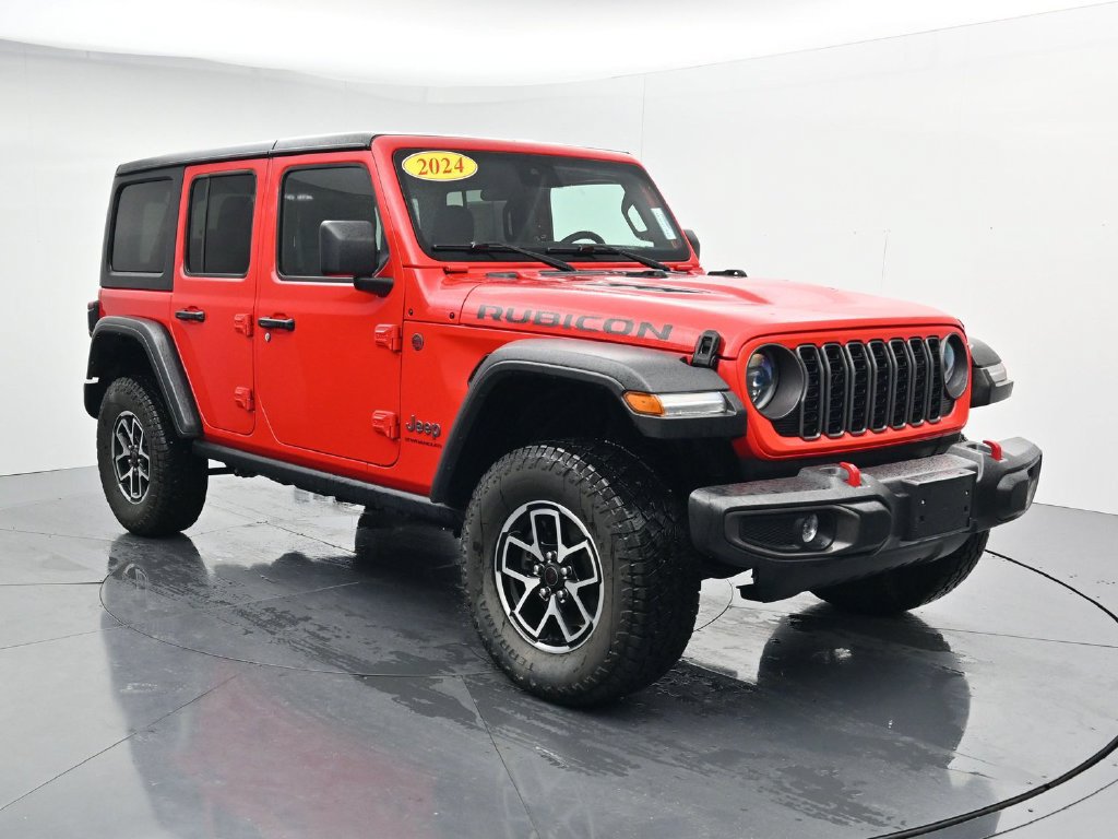 Used 2024 Jeep Wrangler Unlimited Rubicon AWD/4WD image 2