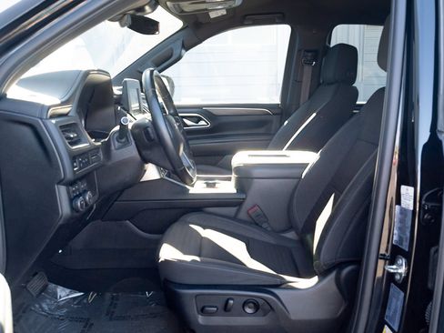 Used 2024 Chevrolet Suburban LS AWD/4WD image 10