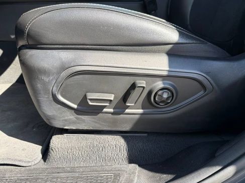 Used 2024 Jeep Grand Cherokee L Laredo AWD/4WD image 10