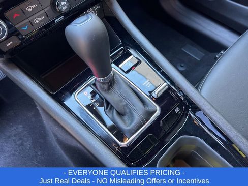 New 2026 Jeep Compass Latitude image 18