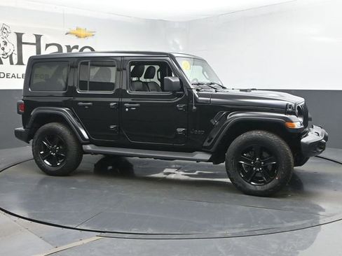 Used 2023 Jeep Wrangler Unlimited Sahara AWD/4WD image 1