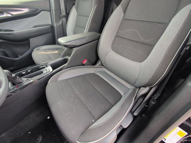 Used 2025 Chevrolet TrailBlazer LT w/ Driver Confidence Package FWD image 12