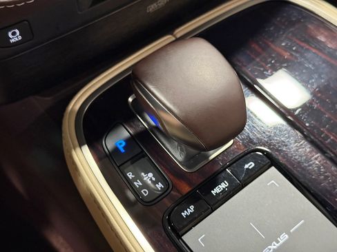 Used 2018 Lexus LS 500 AWD w/ Interior Upgrade Package image 39