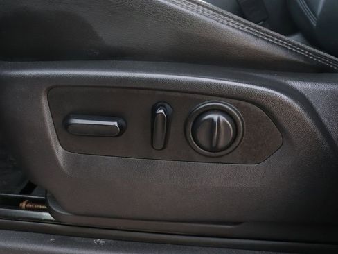 Used 2020 Chevrolet Silverado 1500 High Country w/ Technology Package image 41