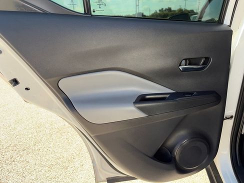 Used 2024 Nissan Kicks SR w/ SR Premium Package FWD image 28