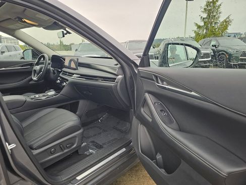 Certified 2024 INFINITI QX60 Luxe w/ Cargo Package image 12