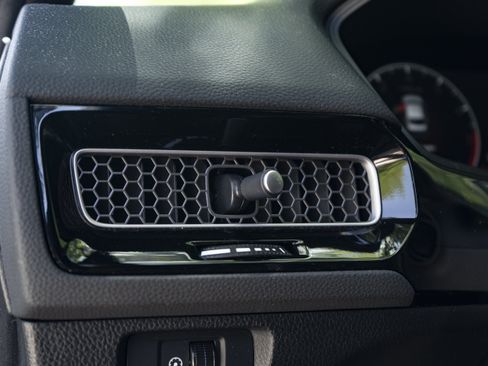 Used 2024 Honda Civic Sport image 39