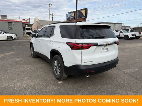 Used 2023 Chevrolet Traverse LT image 4