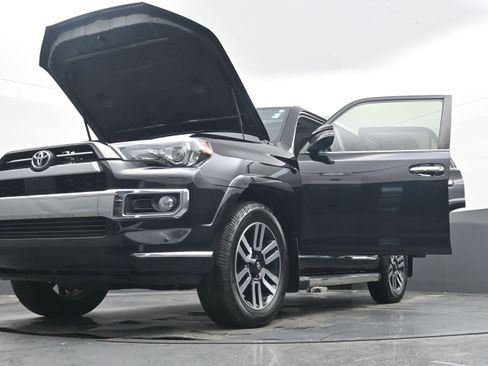 Used 2020 Toyota 4Runner Limited image 46