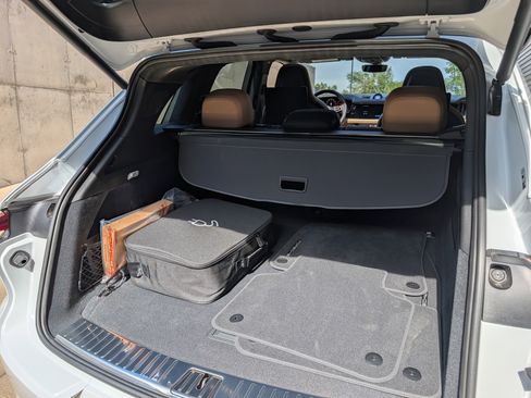 New 2025 Porsche Cayenne Turbo image 25