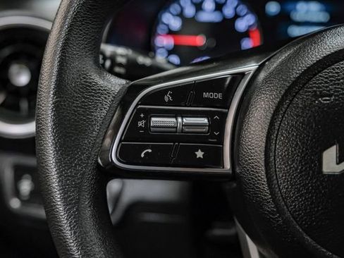 Used 2022 Kia Forte LXS image 14