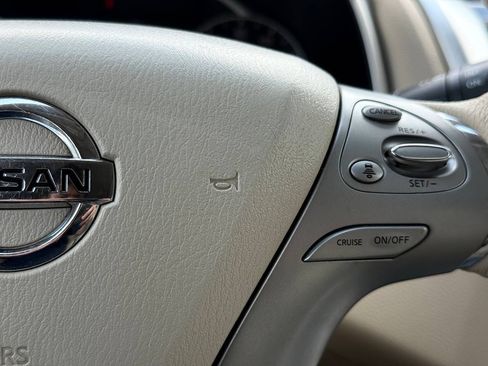 Used 2016 Nissan Murano Platinum w/ Platinum Technology Package FWD image 17