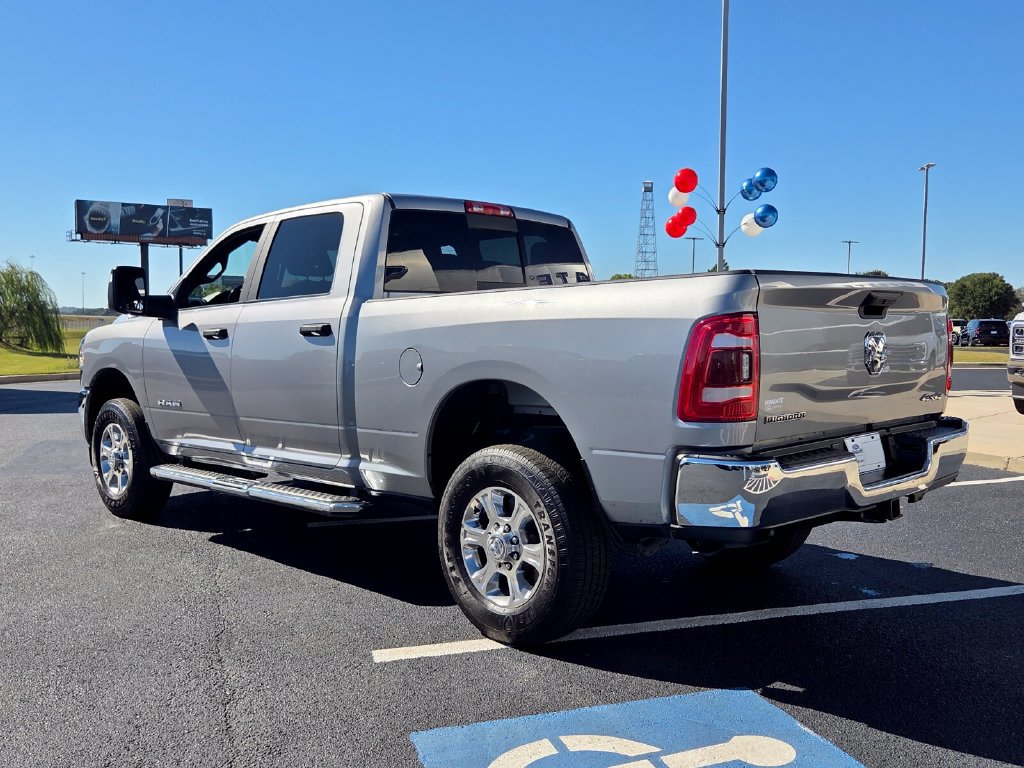 Used 2024 RAM 2500 Big Horn w/ Safety Group AWD/4WD image 7