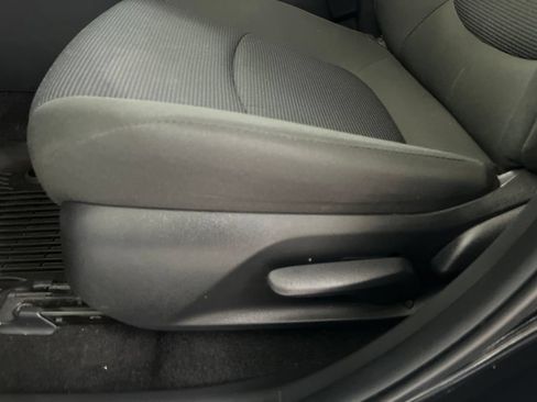 Used 2024 Toyota RAV4 LE AWD/4WD image 52