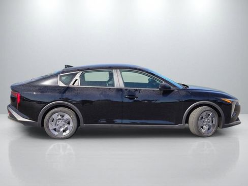 New 2026 Kia K4 FWD image 5