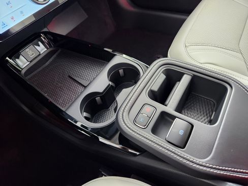 New 2026 Ford Mustang Mach-E Premium image 25