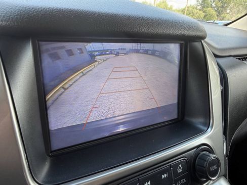 Used 2018 Chevrolet Tahoe LS AWD/4WD image 30