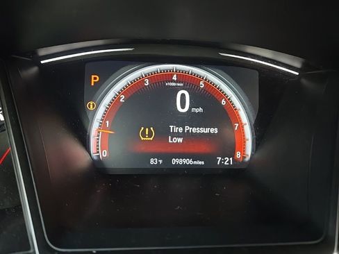 Used 2018 Honda Civic Sport Touring image 6