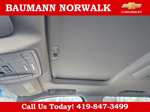 Used 2018 GMC Yukon SLT w/ Open Road Package image 30