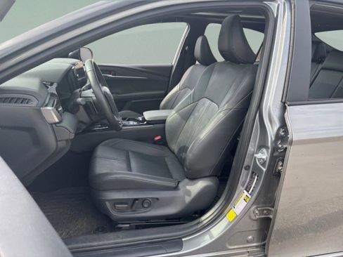 Used 2025 Toyota Camry XSE w/ Premium Plus Package image 32