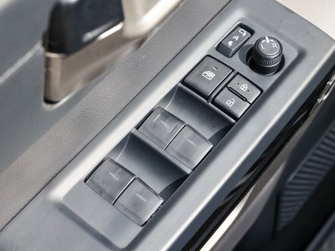 Used 2025 Toyota Tundra Limited image 6