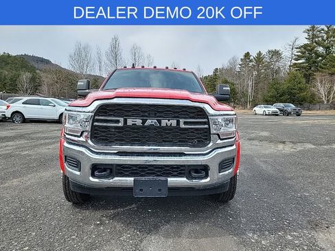 New 2024 RAM 5500 Tradesman w/ Chrome Appearance Group image 2
