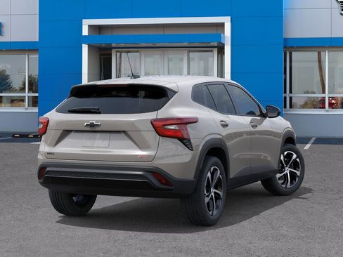 New 2026 Chevrolet Trax RS FWD image 4