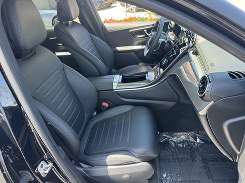 Used 2026 Mercedes-Benz GLC 300 image 6