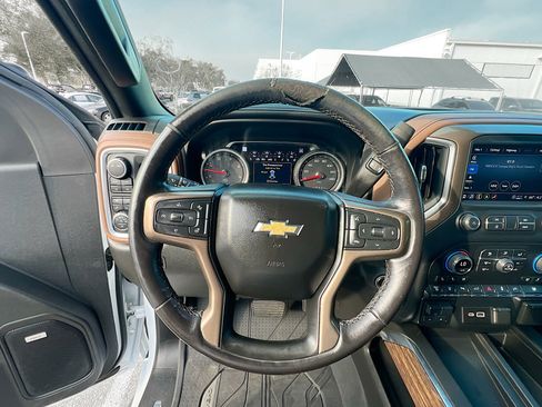 Used 2022 Chevrolet Silverado 3500 High Country image 17