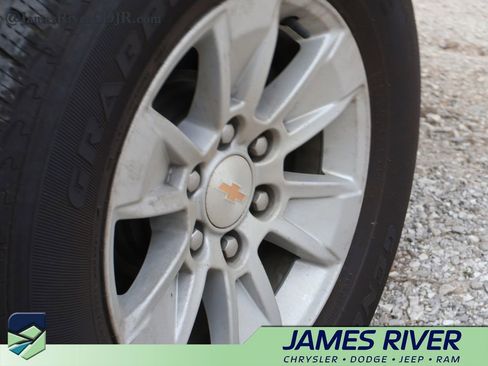 Used 2025 Chevrolet Silverado 1500 LT image 20