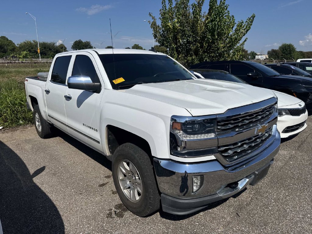 Used 2018 Chevrolet Silverado 1500 LTZ AWD/4WD image 2