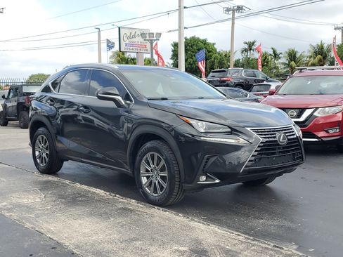 Used 2018 Lexus NX 300 FWD image 5