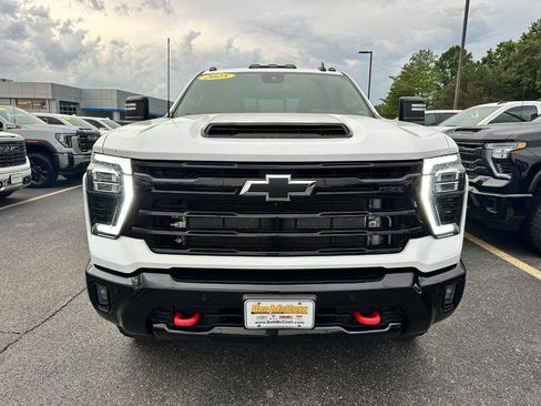 Certified 2025 Chevrolet Silverado 2500 LT w/ Trail Boss Package AWD/4WD image 9