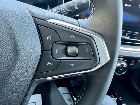 New 2025 Chevrolet Trax ACTIV w/ Driver Confidence Package FWD image 22