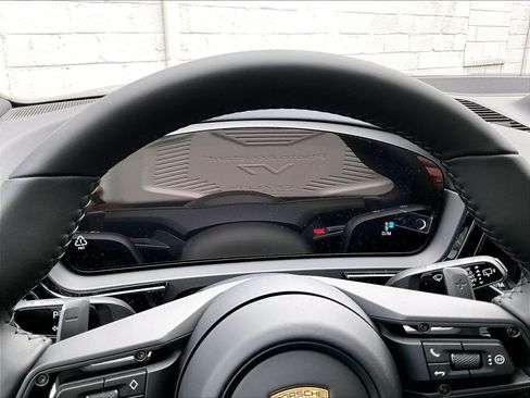 New 2026 Porsche Cayenne S image 17