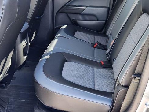 Used 2018 Chevrolet Colorado Z71 image 8