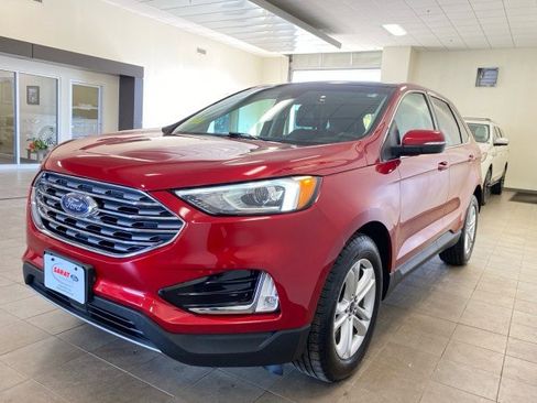 Used 2020 Ford Edge SEL w/ Convenience Package image 4