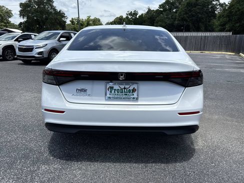 Used 2025 Honda Accord LX image 4