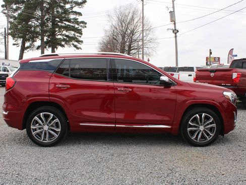 Used 2018 GMC Terrain Denali w/ Advanced Safety Package image 7