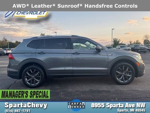 Used 2022 Volkswagen Tiguan SE image 2