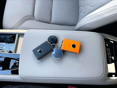 Used 2026 Volvo XC90 B5 Plus image 14