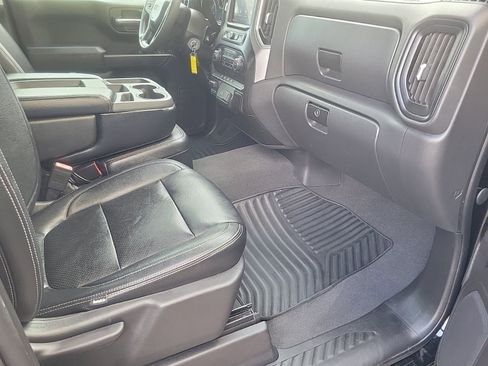 Used 2020 Chevrolet Silverado 1500 Custom Trail Boss w/ Custom Convenience Package AWD/4WD image 14
