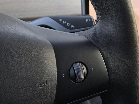 Used 2022 Tesla Model 3 Long Range image 25