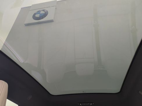 Used 2024 BMW iX xDrive50 w/ Sport Package AWD/4WD image 28