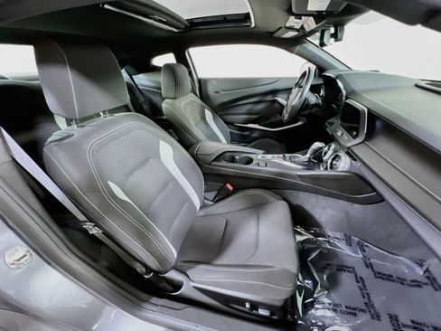 Used 2022 Chevrolet Camaro SS RWD image 25